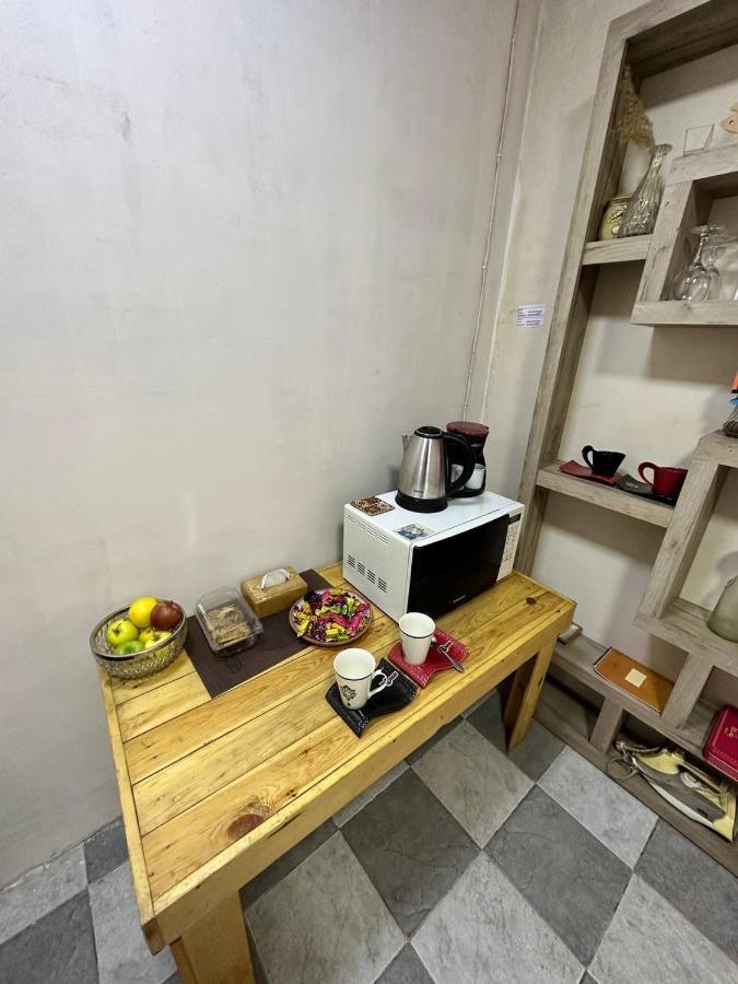 Appartamento Vahe'S Family Guests House Erevan Esterno foto