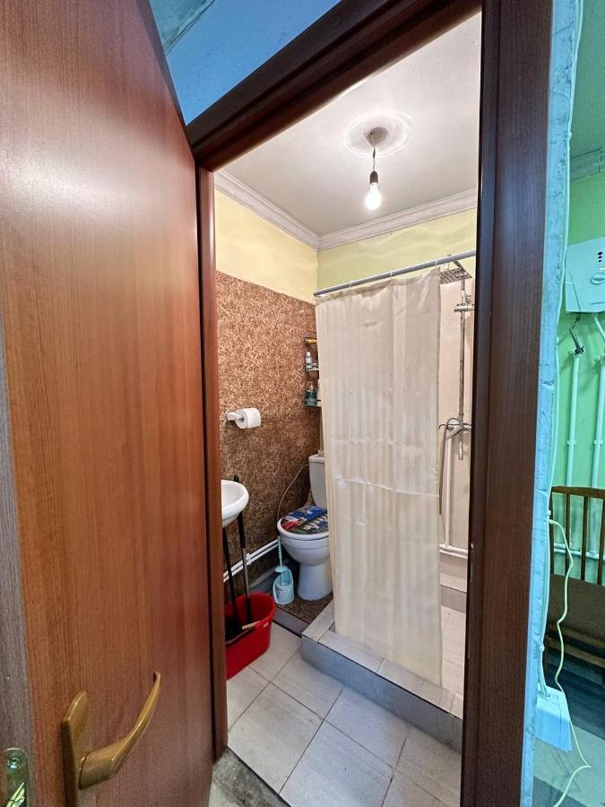 Appartamento Vahe'S Family Guests House Erevan Esterno foto