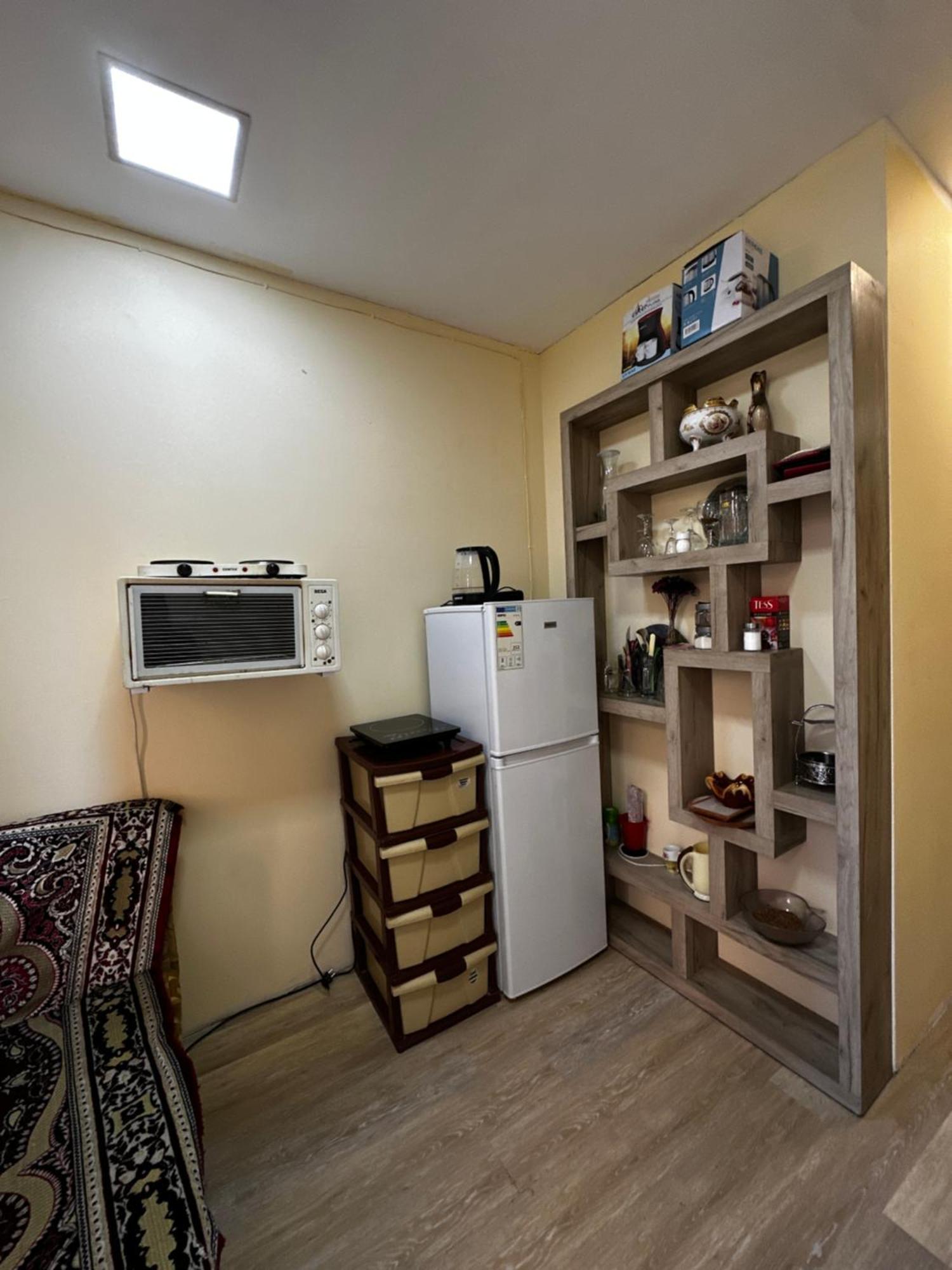 Appartamento Vahe'S Family Guests House Erevan Esterno foto